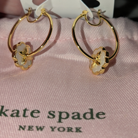 NWT Kate Spade Heritage Bloom Hoop Earrings - Picture 7 of 15